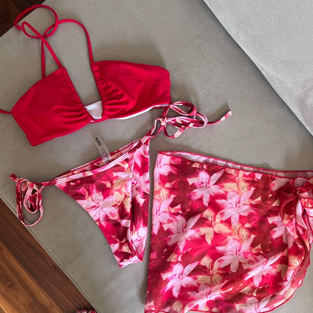 SHEIN Floral Red Bikini Set with Sarong